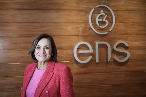 ENS completa 54 anos de formação e capacitação profissional