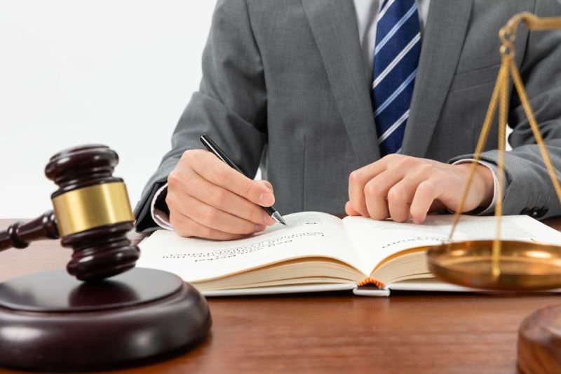 Acordo informal após acidente não impede seguradora de cobrar prejuízo na Justiça