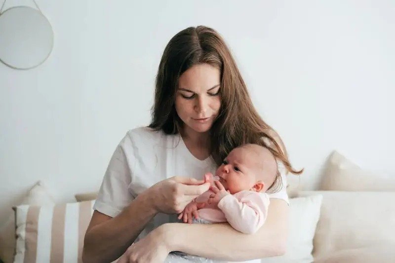 Mitos da amamentação e a importância do acolhimento à mãe
