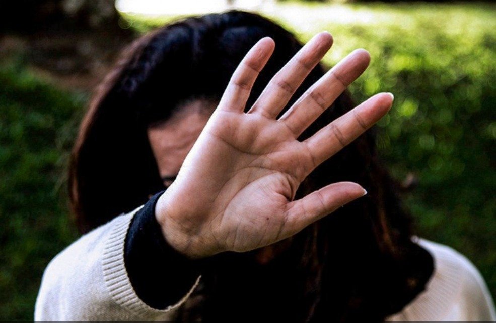 Campanhas alertam, mas não resolvem problema do feminicídio