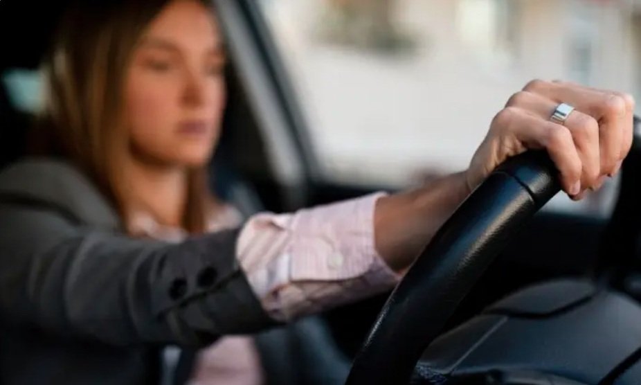Seguro auto para mulheres cai com avanço da personalização